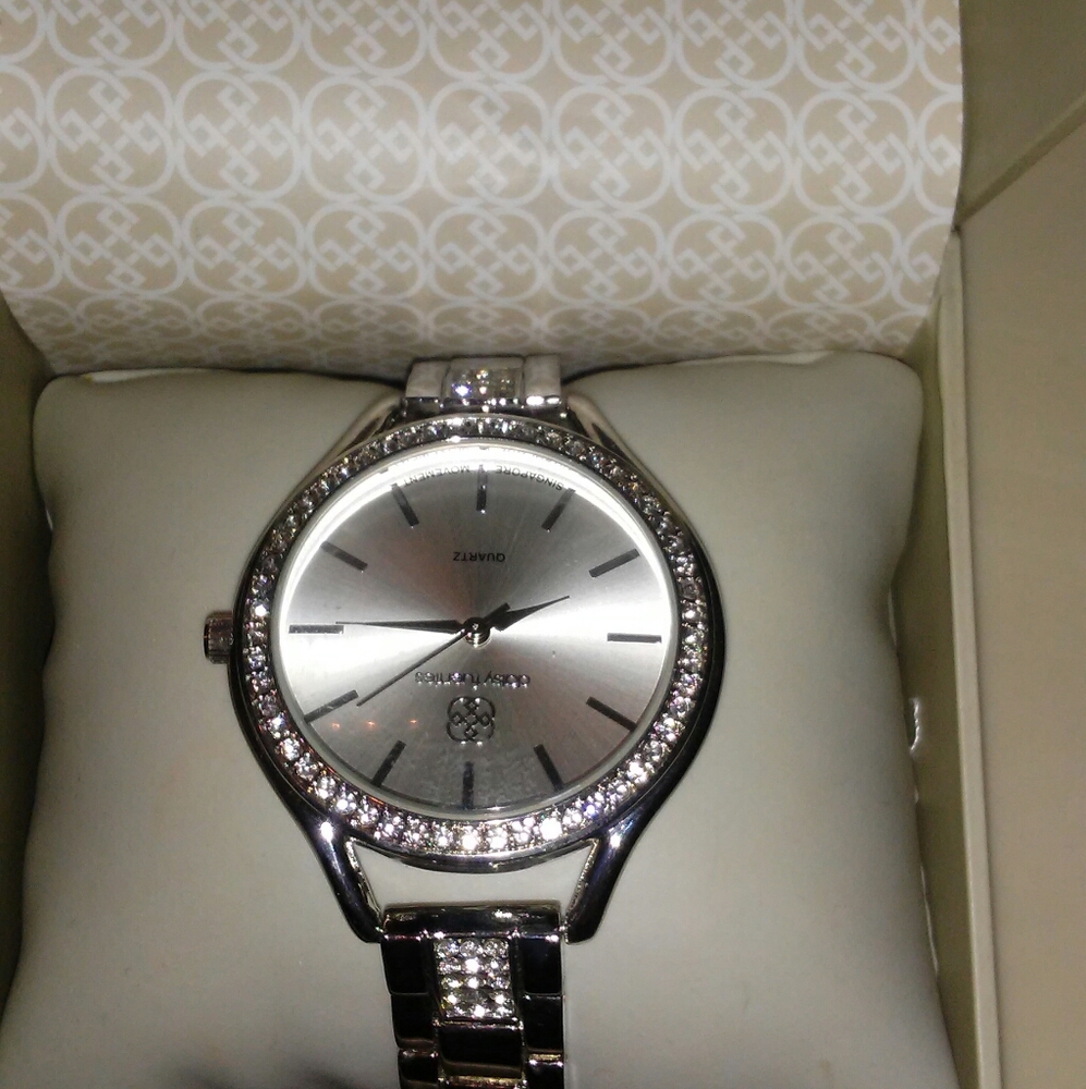 Daisy Fuentes women's watch
